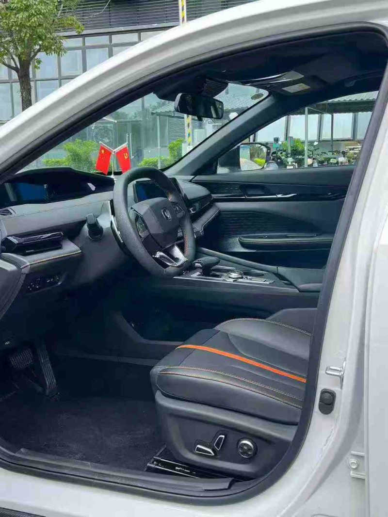 东莞24年长安汽车UNI5