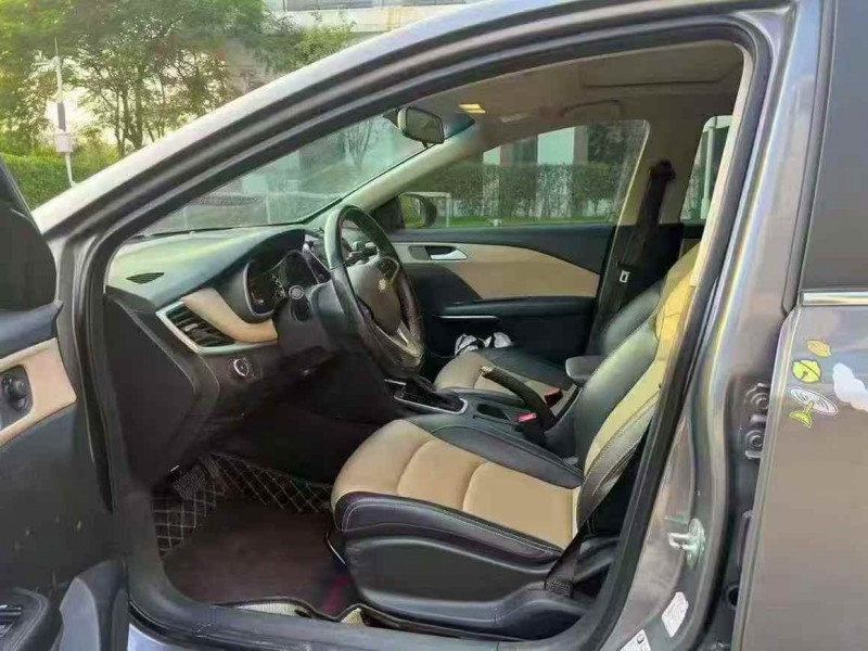 广州22年雪佛兰科鲁泽7