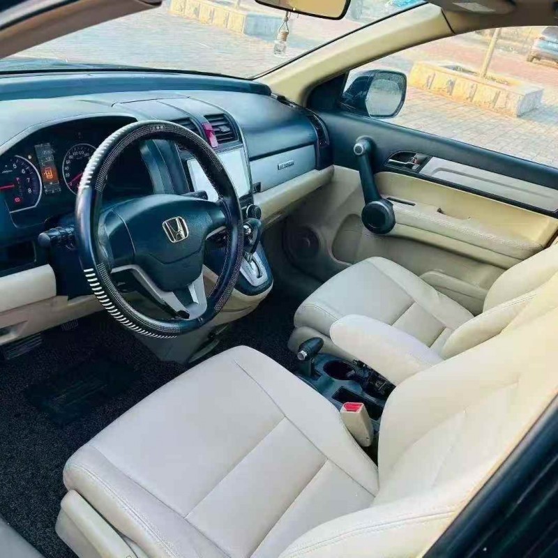 济宁11年本田CRV4
