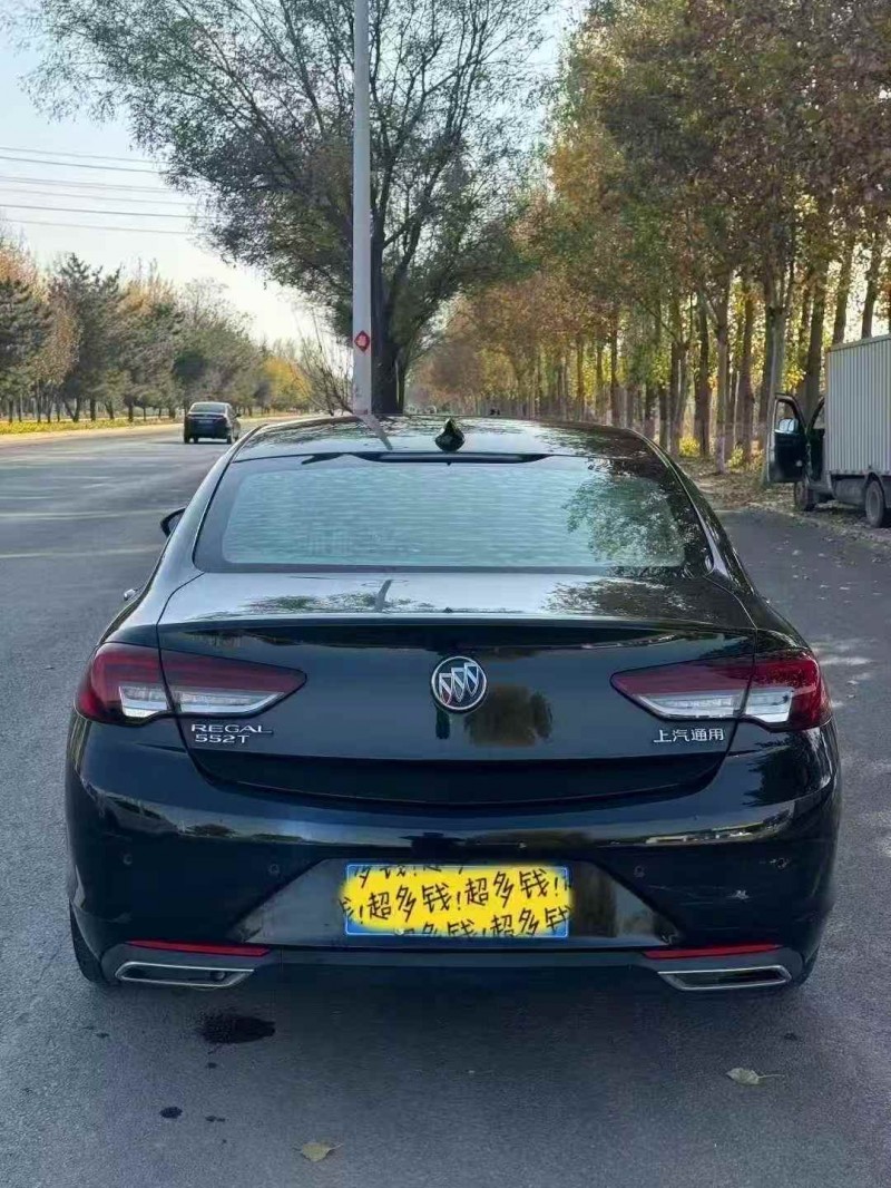 张家口21年别克君威8