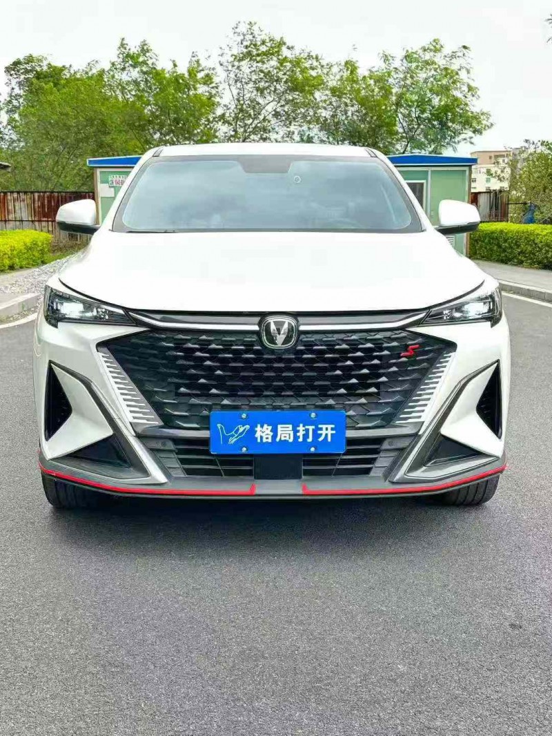 东莞25年长安汽车欧尚1