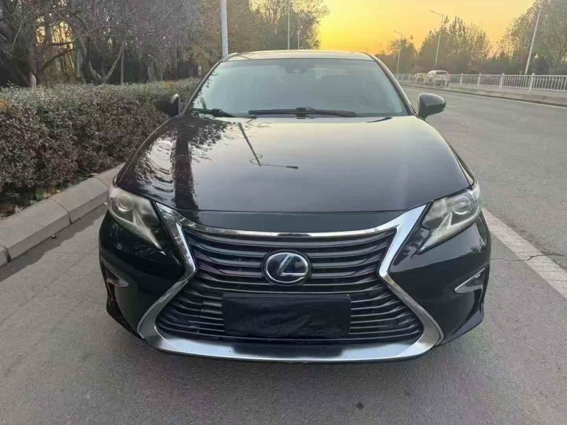 枣庄16年雷克萨斯ES1