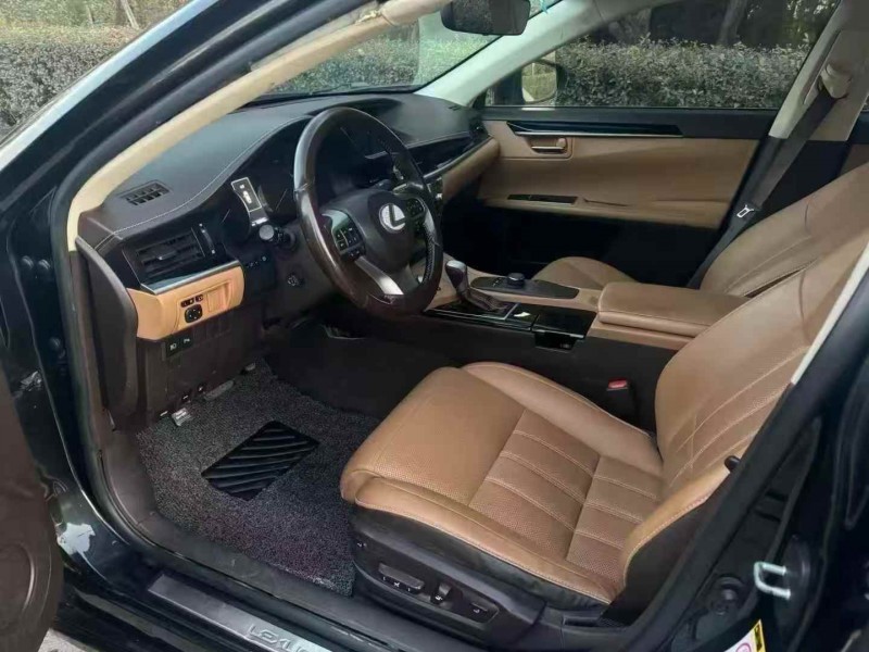 枣庄16年雷克萨斯ES4