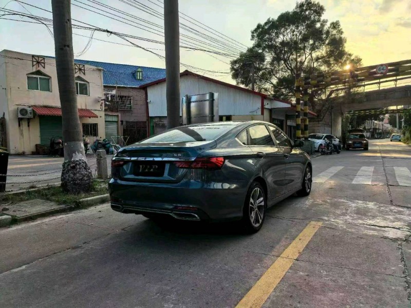 漳州19年吉利博瑞8