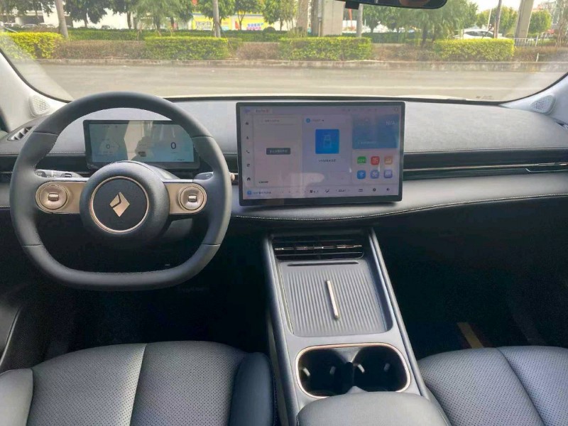 漳州25年宝骏云海6