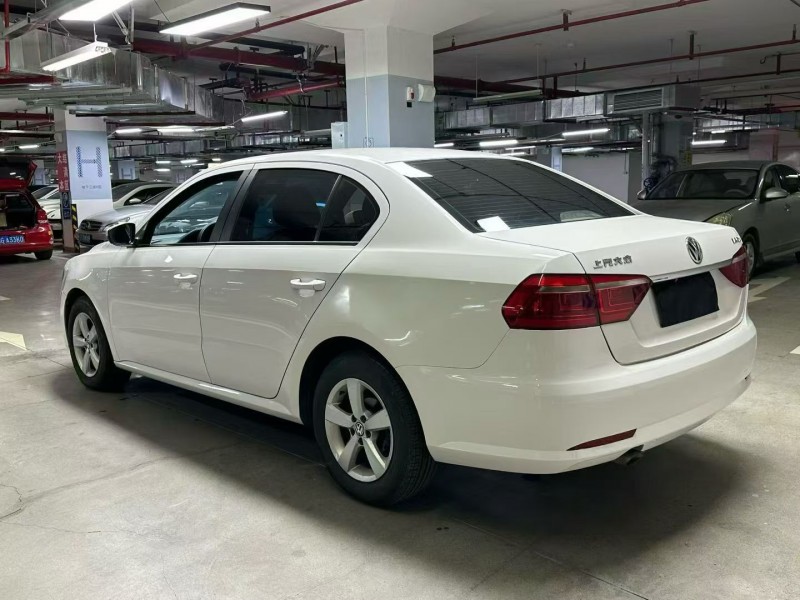 成都18年大众朗逸7