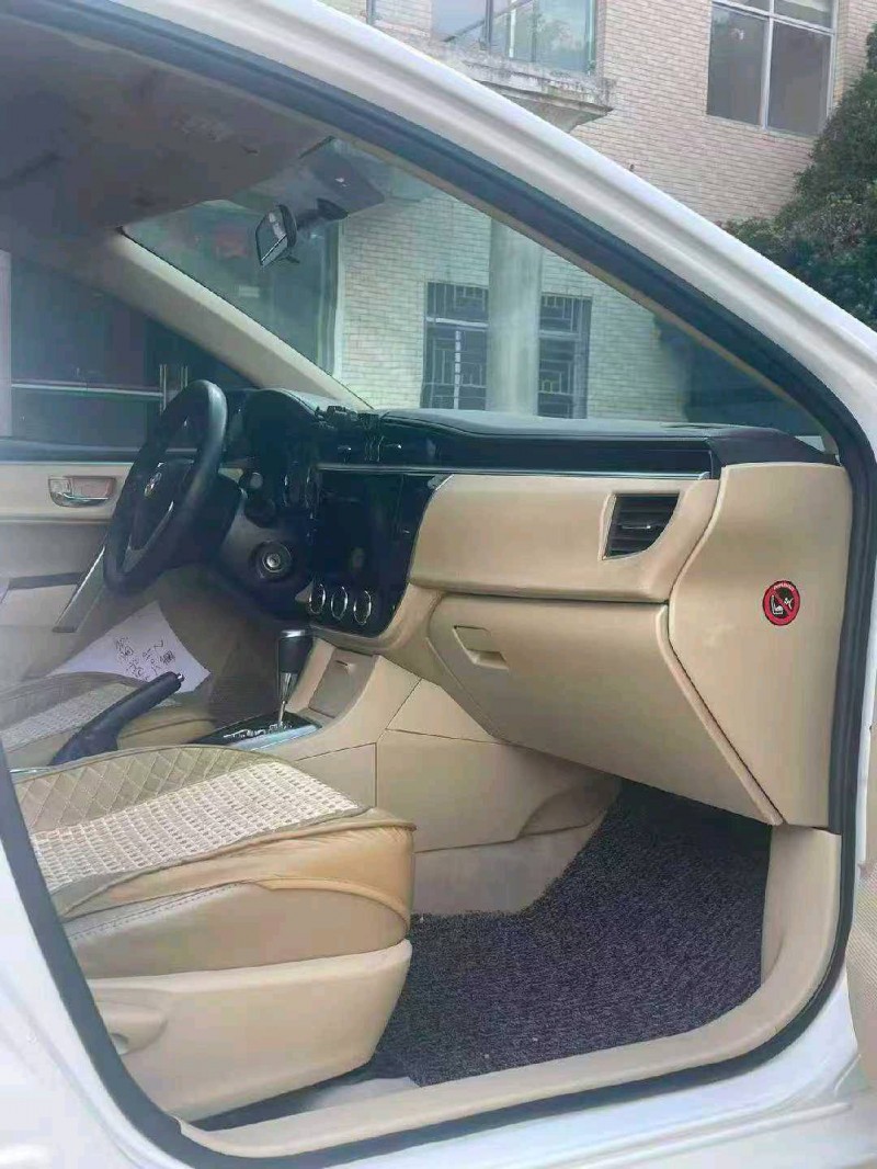 漳州16年丰田卡罗拉7