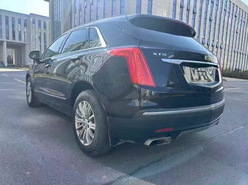 淄博17年凯迪拉克XT58