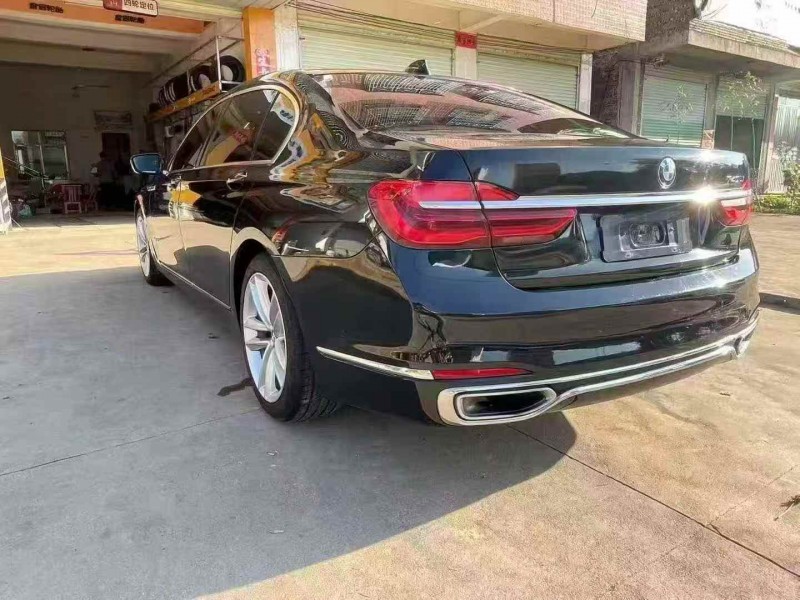 淮安17年宝马7系8