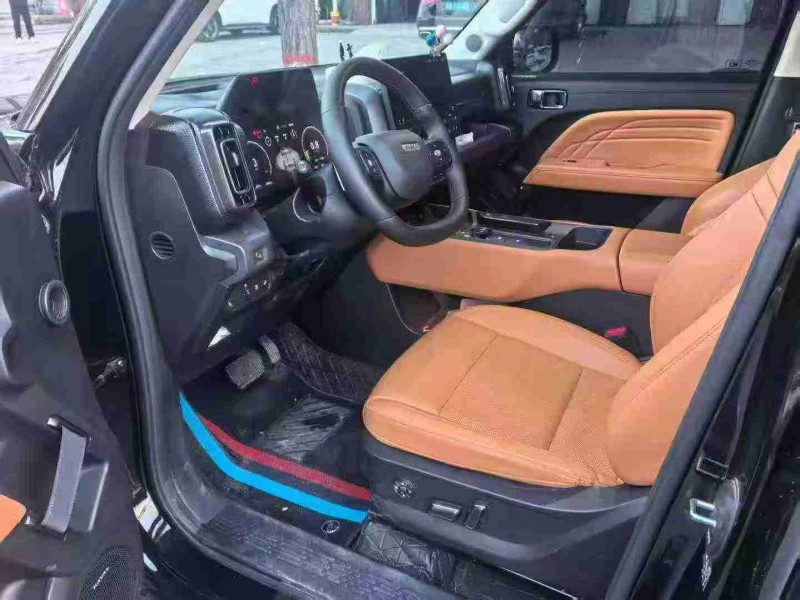 石家庄25年哈弗猛龙HI45