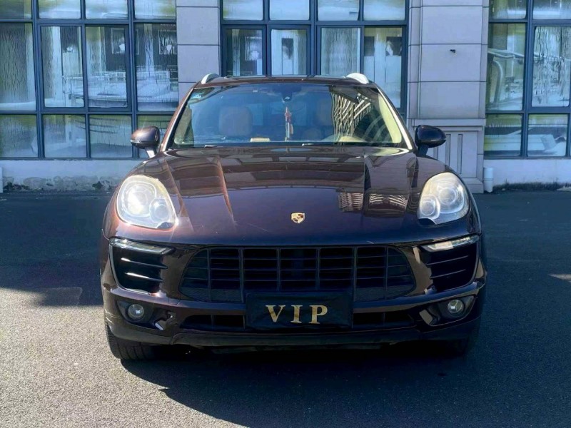 漳州15年保时捷Macan1
