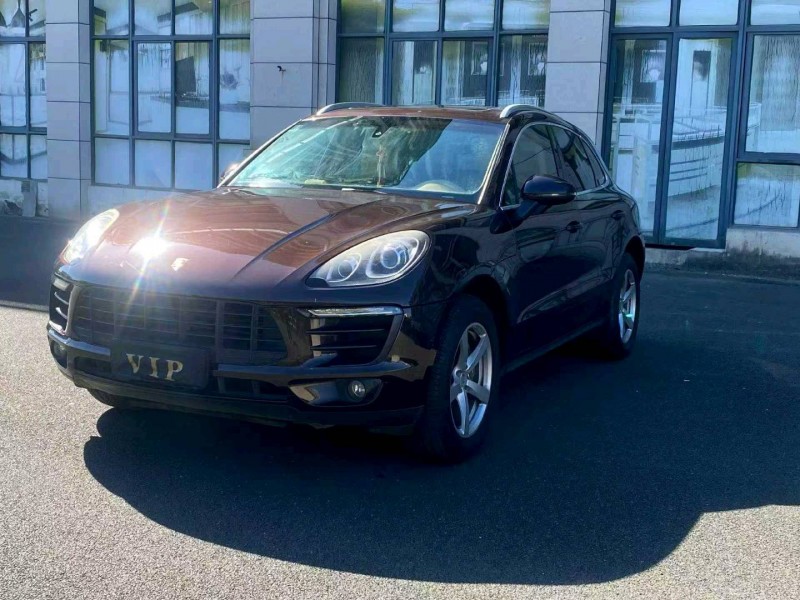 漳州15年保时捷Macan3
