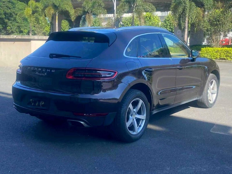 漳州15年保时捷Macan8