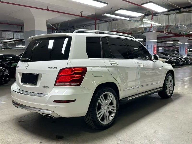 成都15年奔驰GLK9