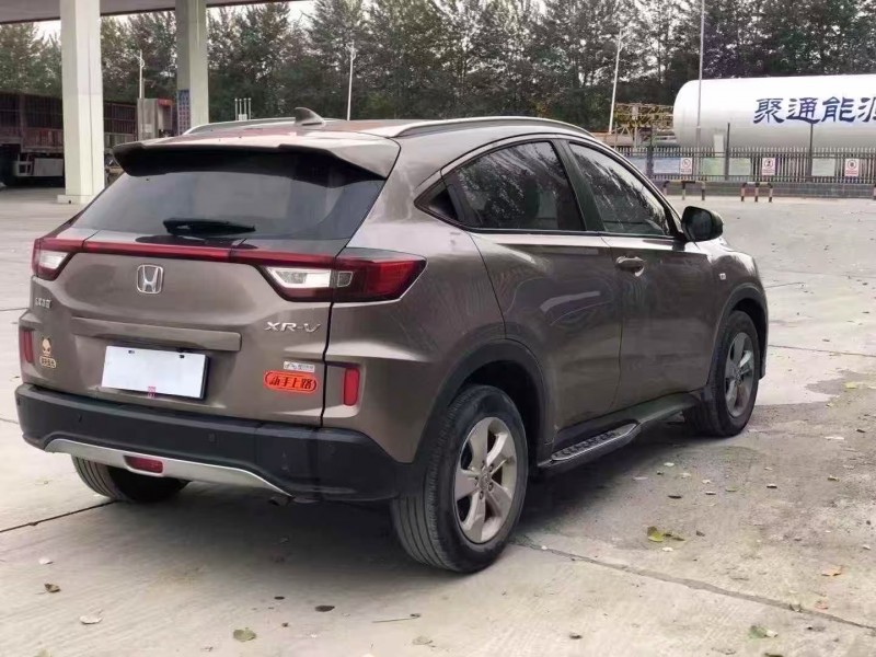 济宁19年本田XRV8