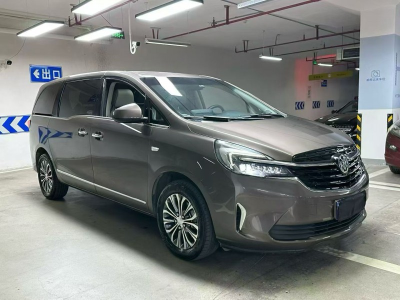 成都22年别克GL85