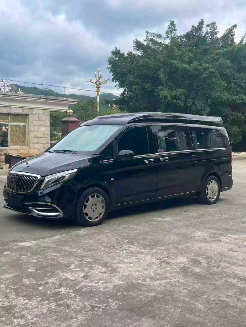 漳州21年奔驰威霆3