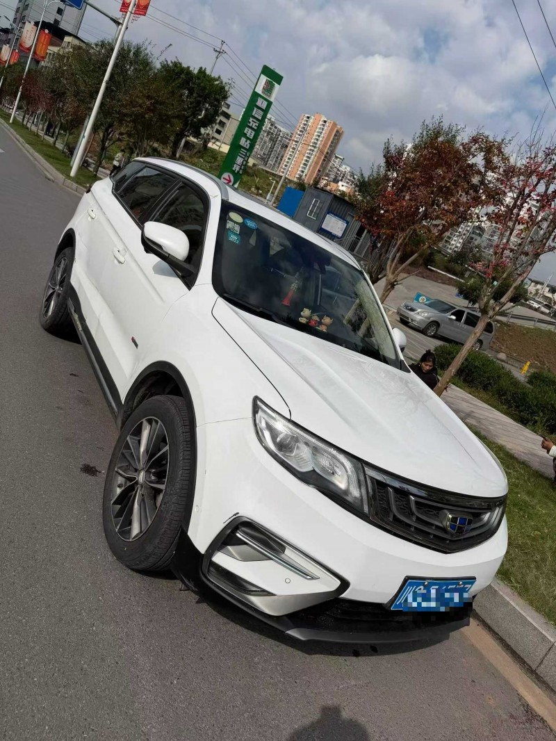 达州18年吉利博越3