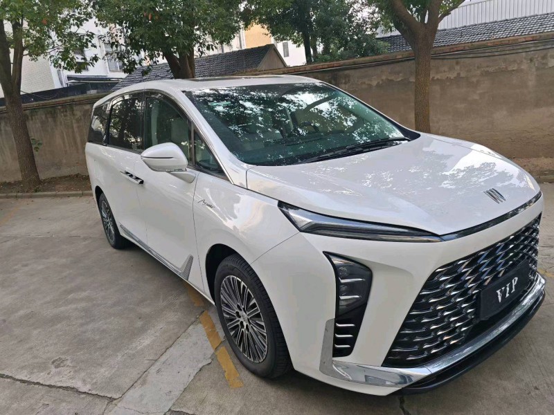 徐州25年别克GL82