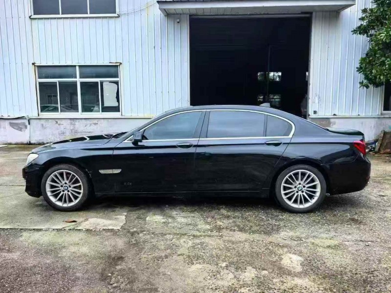 苏州15年宝马7系8