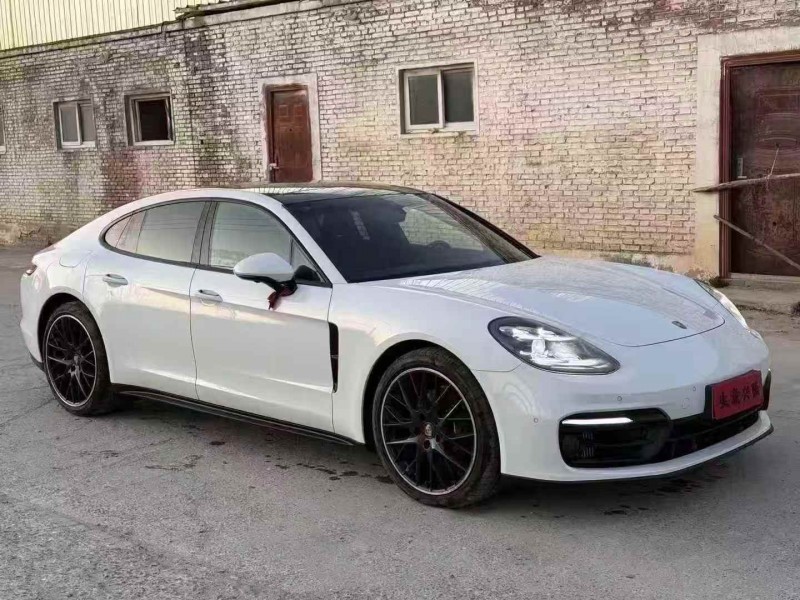 洛阳24年保时捷帕拉梅拉3