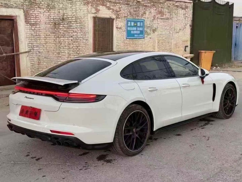 洛阳24年保时捷帕拉梅拉7