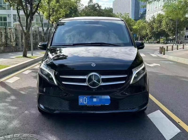 广州22年奔驰V1