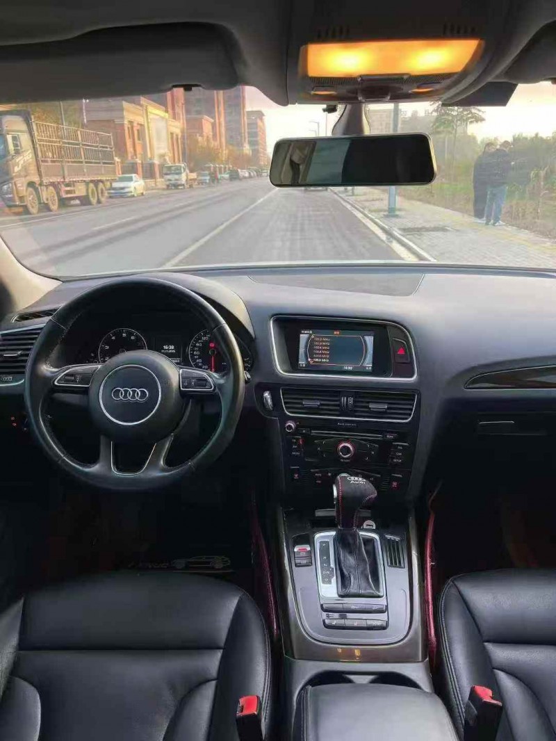 东营15年奥迪Q56