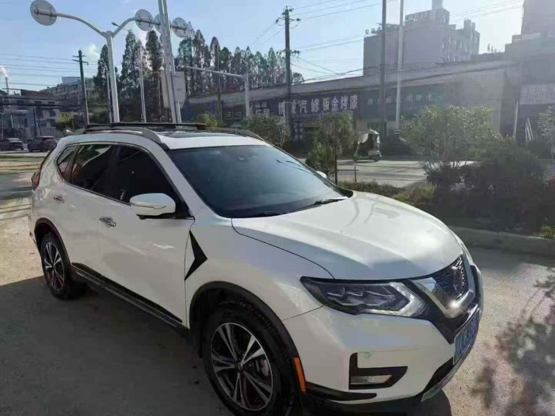 宜昌20年日产奇骏2