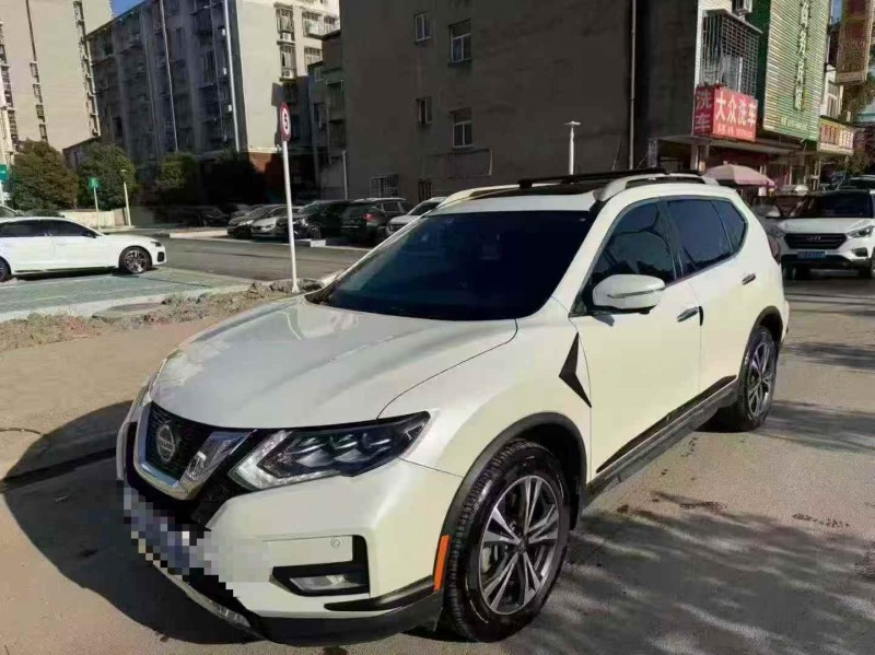 宜昌20年日产奇骏3