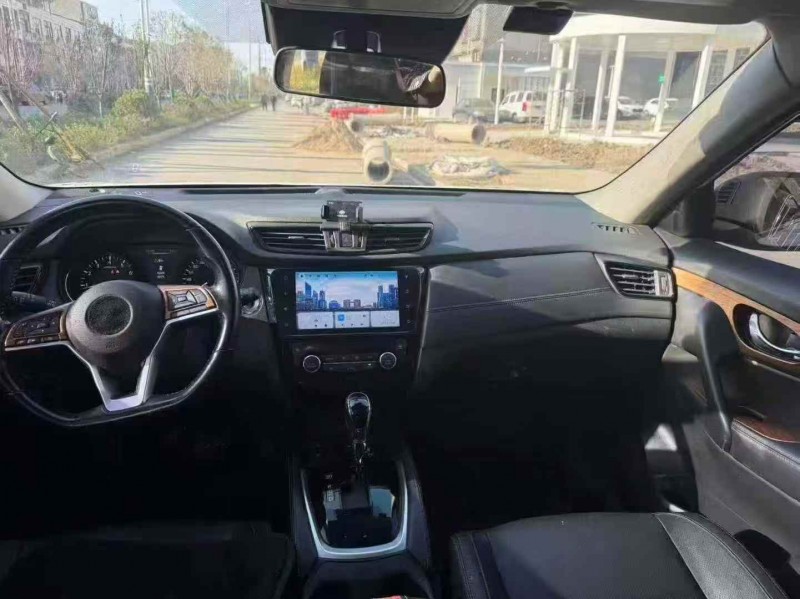 宜昌20年日产奇骏6