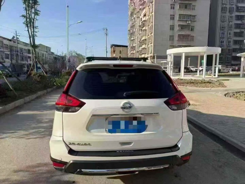 宜昌20年日产奇骏9