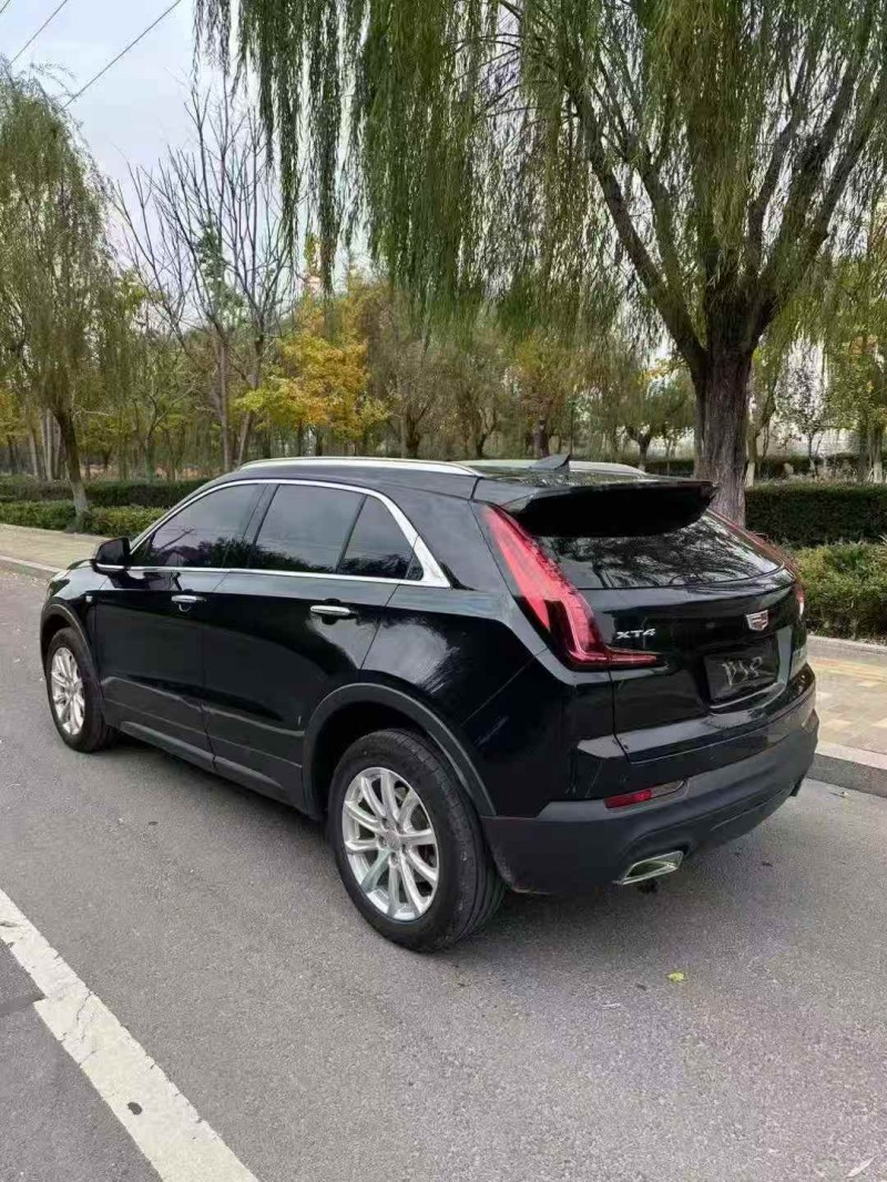 枣庄22年凯迪拉克XT48