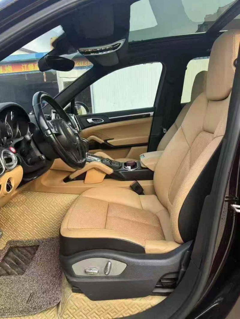 淄博15年保时捷卡宴4