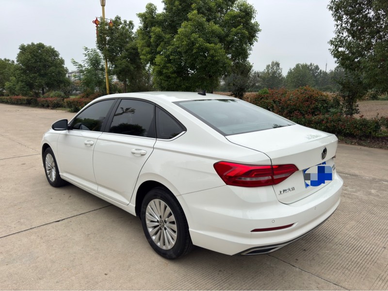 盐城20年大众朗逸5