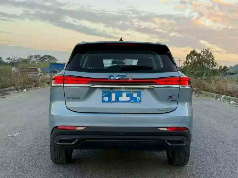 北海22年长安汽车欧尚8