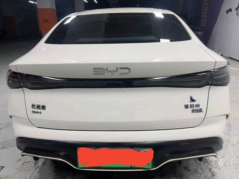 成都25年比亚迪海豹2