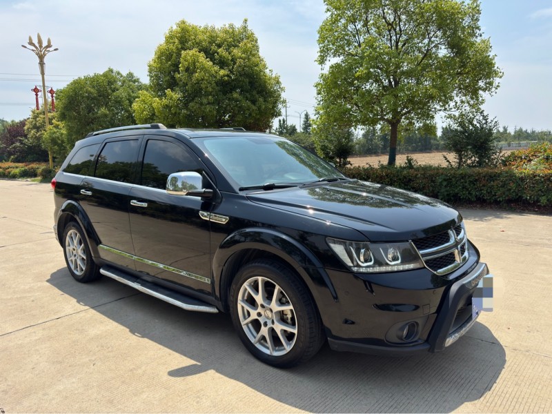 盐城16年道奇酷威3