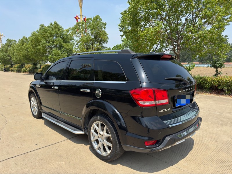 盐城16年道奇酷威5