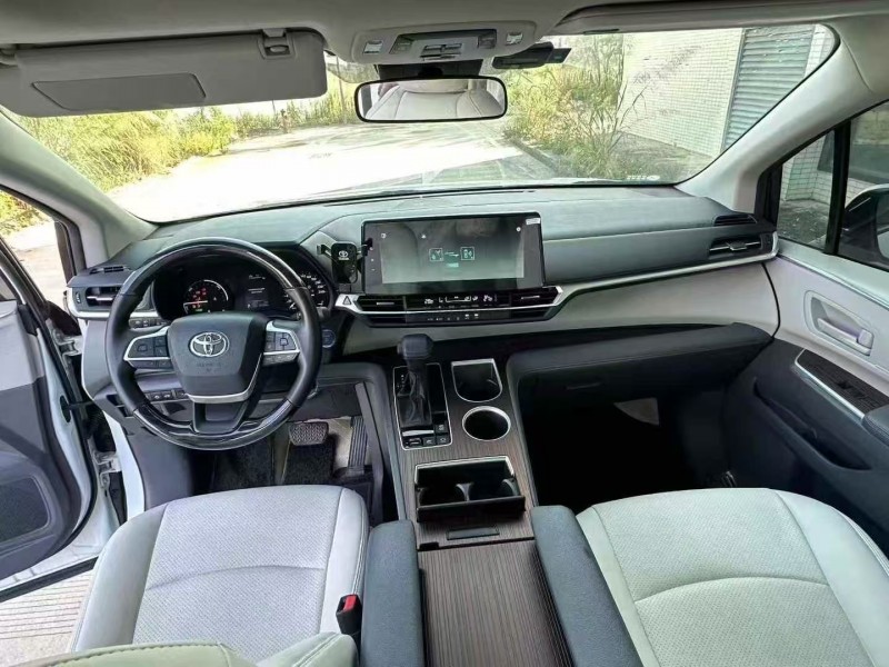 广州24年丰田格瑞维亚7