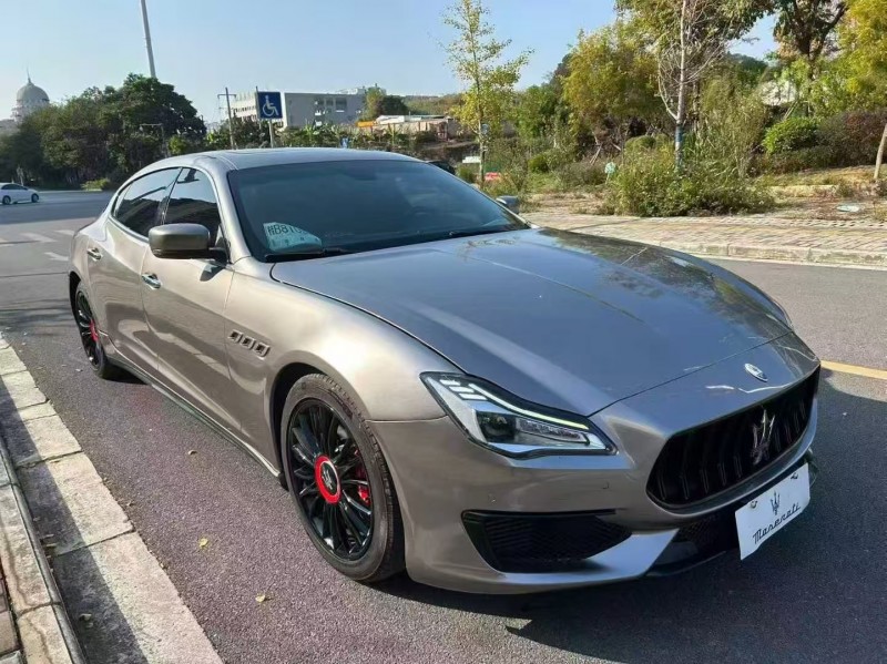 广州17年玛莎拉蒂总裁3