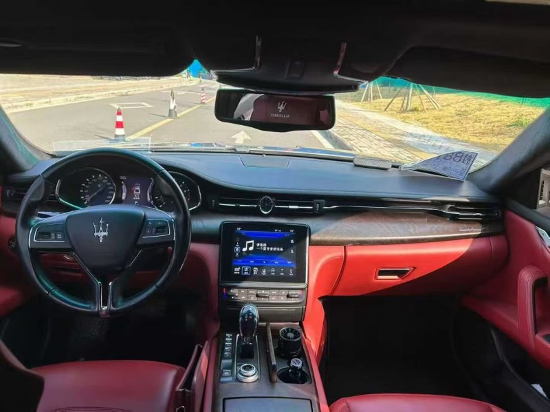 广州17年玛莎拉蒂总裁4