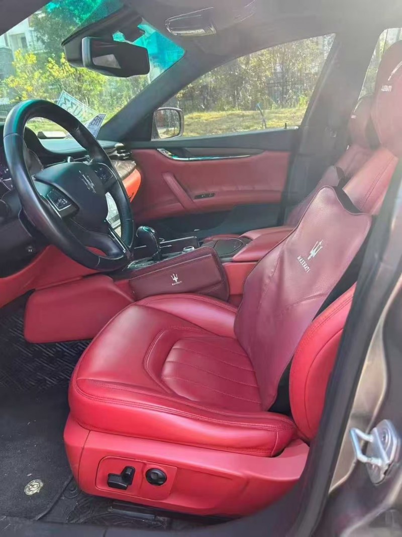 广州17年玛莎拉蒂总裁6