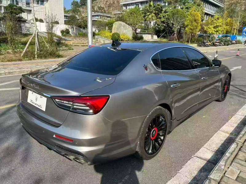 广州17年玛莎拉蒂总裁7