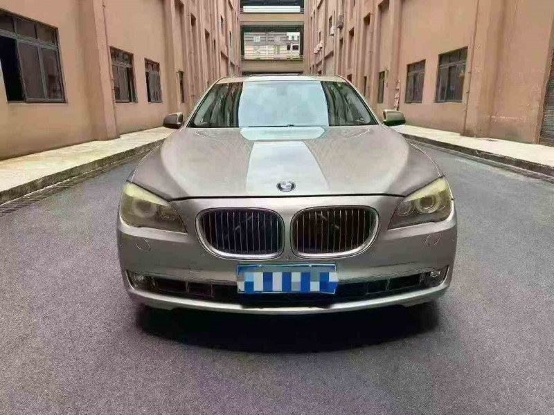 重庆13年宝马7系1