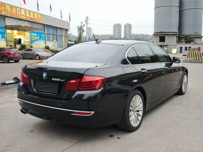 重庆15年宝马5系4