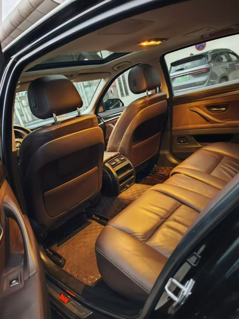 重庆15年宝马5系7