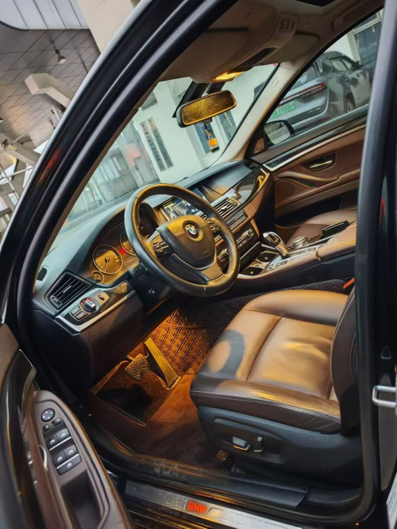 重庆15年宝马5系9