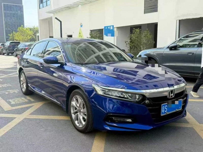 深圳19年本田雅阁2