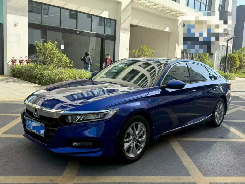 深圳19年本田雅阁3